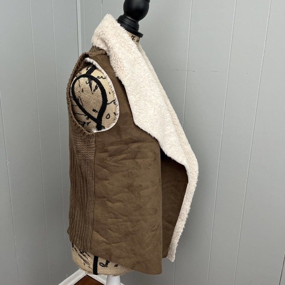 NEW Chelsea & Theodore Womens Faux‎ Suede And Fur Tan Vest Sweater Size Medium - Picture 4 of 8